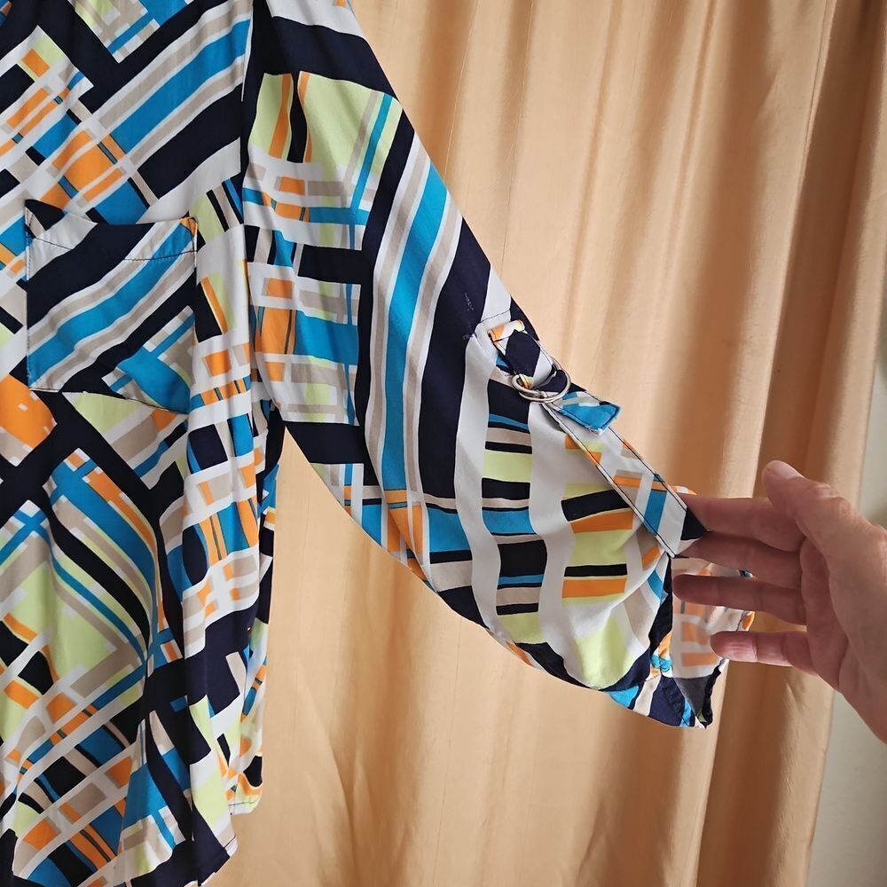 Ruby Rd. Colorful Button Down Geometric Women's Top - Picture 3 of 8